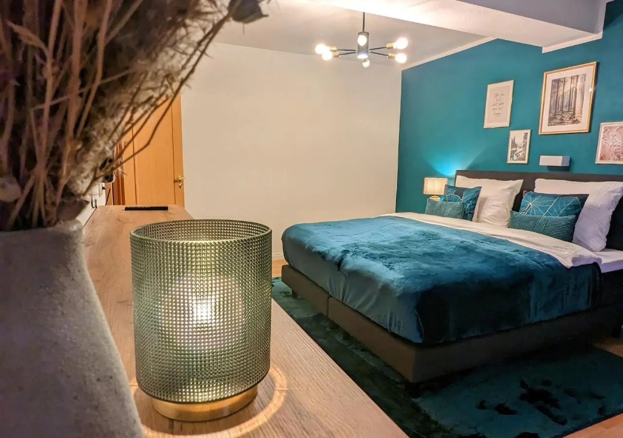 Fewo Goldstueck Mit Privatem Spa Und Whirlpool グラフェナウ